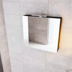 Spiegelkast Boss & Wessing Cube 80x70x16 Cm Mat Zwart Urban -Winkel Voor Huis- En Badkamerartikelen badkamerspiegel bws cube 80 cm mat zwart sfeer1