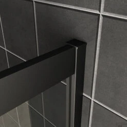 Wiesbaden Douchecabine Skyline | Hoekinstap | 100x100x200cm | 8mm Helder Glas NANO Coating | Mat Zwart -Winkel Voor Huis- En Badkamerartikelen douchecabine wiesbaden skyline hoekinstap 2 schuifdeuren 100x100x200 cm 8mm helder glas nano coating mat zwart 3