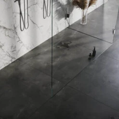 Douchegoot Brauer Zero RVS Inclusief Vloerflens 140x7 Cm Tegelinlegrooster Omkeerbaar -Winkel Voor Huis- En Badkamerartikelen douchegoot brauer rvs inclusief vloerflens 140x7 cm zero tegelinlegrooster omkeerbaar sfeer